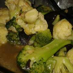 Cah brokoli minim bumbu রেসিপির প্রধান ছবি