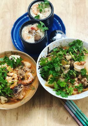 Hình của món Miến Kim Chi Hải Sản Hàn Xẻng.