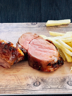 Una foto de Solomillo de cerdo con miel y pimentón