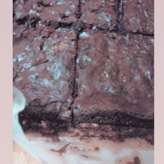 A picture of Fudgy Cadbury Oreo Brownies.