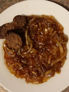A picture of Caramelized onions.