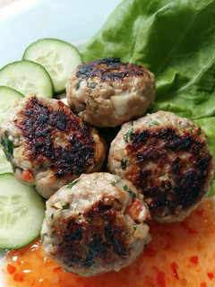 A picture of Vickys Asian-Style Pork Patties, GF DF EF SF NF.