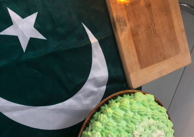 Recipe of Quick Creamy fruit cake 🤍💚🤍💚