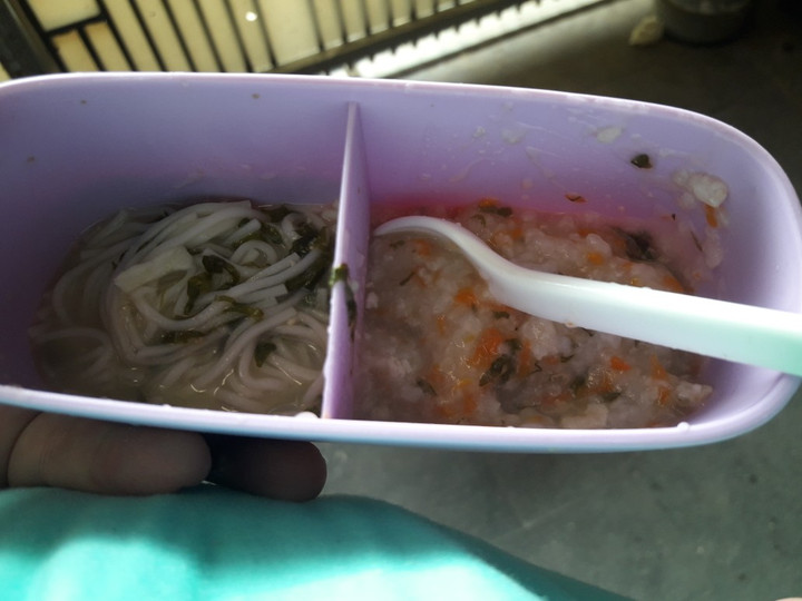 Langkah Mudah untuk Membuat Mpasi alifaah 9+ nasi tim tenggiri kuah misoa, Menggugah Selera