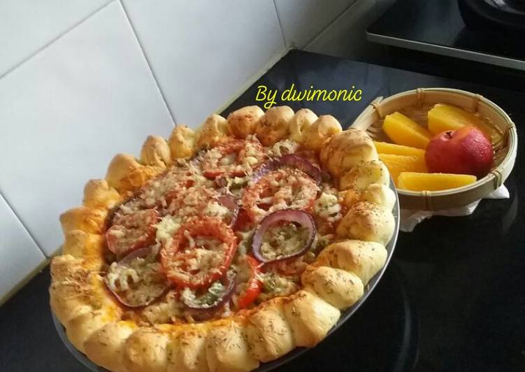 Bagaimana Menyiapkan Resep pizza cumi cumi yang Lezat