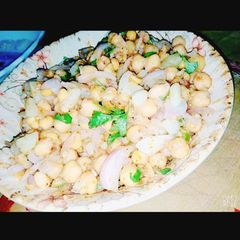 A picture of Chana chaat.