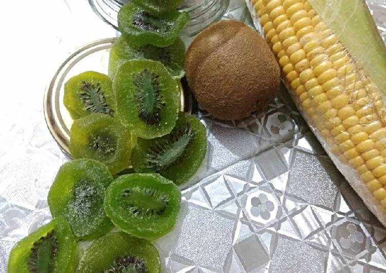 How to Prepare Super Quick Homemade Kiwi Candies