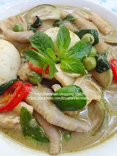 รูปของ แกงเขียวหวานไก่กับไข่