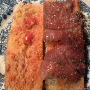 Pan tostado con tomate y jamón