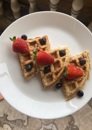 Una foto de Waffles de avena y manzana