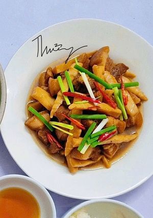 Hình của món Thịt kho măng.