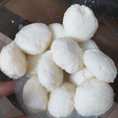A picture of Rusgullay.