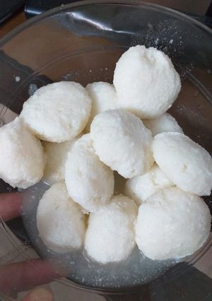 A picture of Rusgullay.