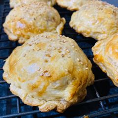 A picture of Burger Pies.