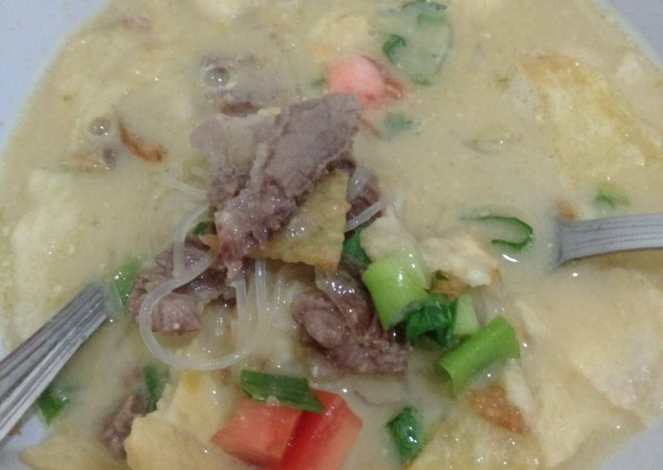 Soto daging kuah susu