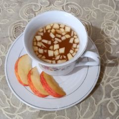 A picture of Apple tea 🍎🍏🍎.