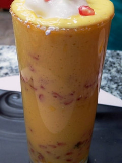 A picture of Mango mastani.