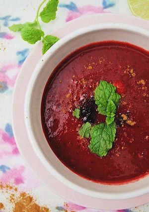 Gyümölcsös zöldtea leves recept fotója