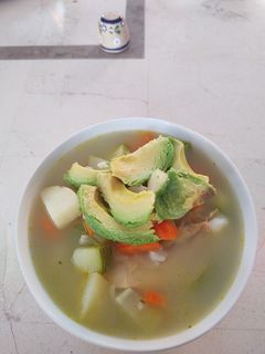 Una foto de Caldo de pollo