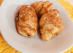 Una foto de Masa danesa, formas de croissants y chocolatines