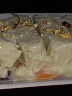केसर-पिस्ता कस्टर्ड आइस क्रीम रेसिपी मुख्य फोटो