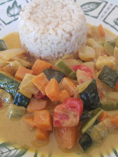 Una foto de Curry de verduras