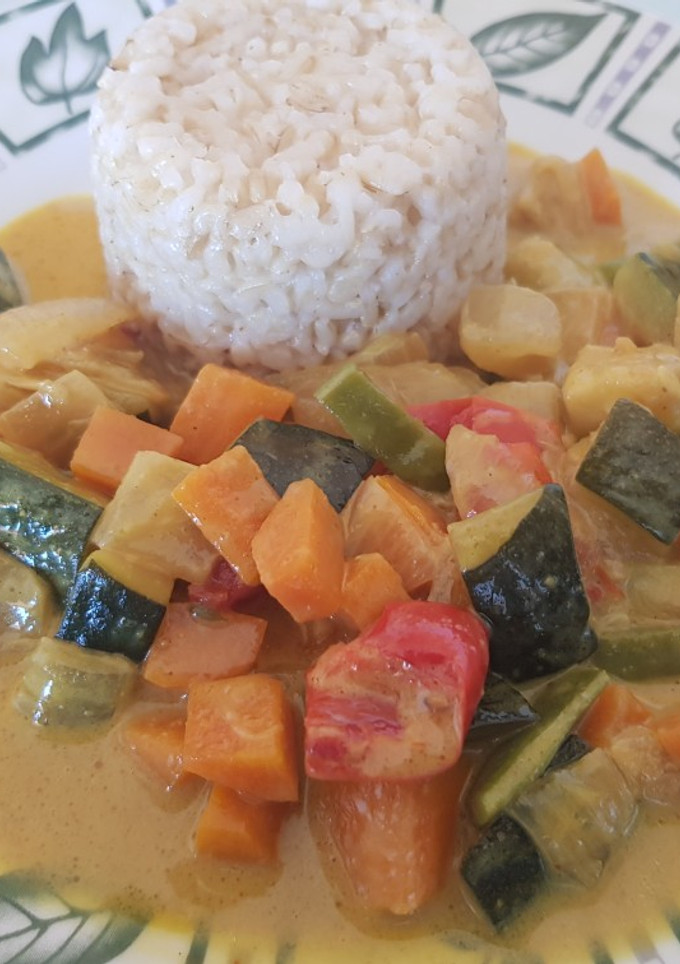 Una foto de Curry de verduras