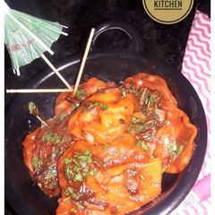 Spicy Schezwaan momos A picture of Spicy Schezwaan momos.