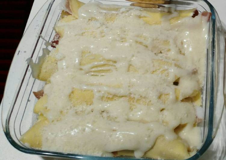 Recetta di Premiato Crespelle prosciutto, brief, squaquerello con besciamella
