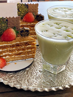 عکسی از دستور اسموتی پسته و موز