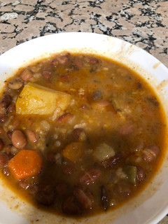 Una foto de Judías pintas con arroz, verdura y hinojo en olla exprés
