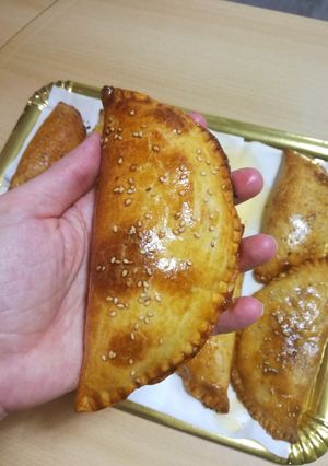 Una foto de Empanadillas gigantes de carne picada