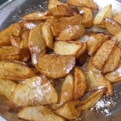 A picture of Fried aalo.