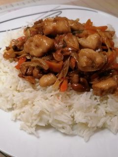 Kínai mogyorós csirke recept fotója