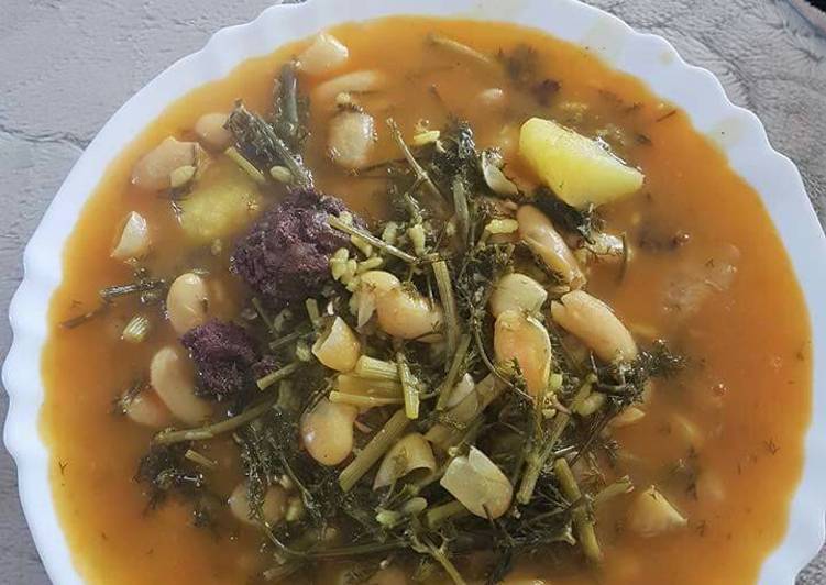 Potaje de hinojos salvajes