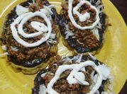 Una foto de repollo con carne molida