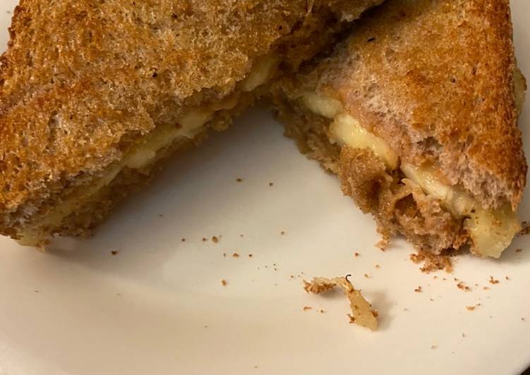 Step-by-Step Guide to Make Homemade Grilled peanut butter &amp; banana sandwich