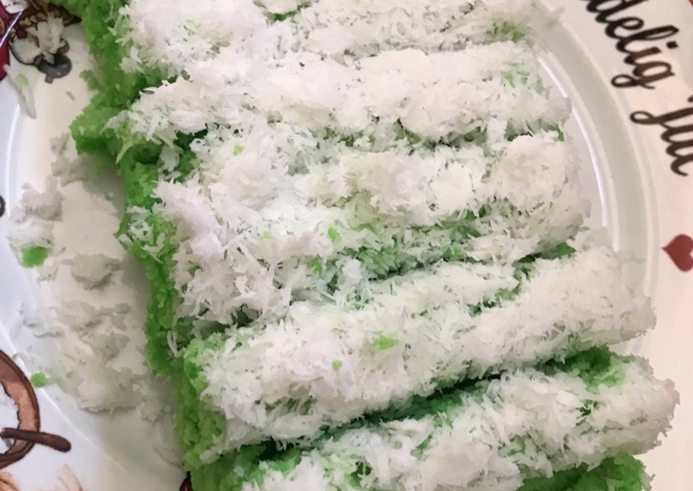 Kue Putu Ayu Legit