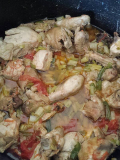 A picture of Kuku Stew.