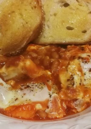A picture of Eggs n Beans.