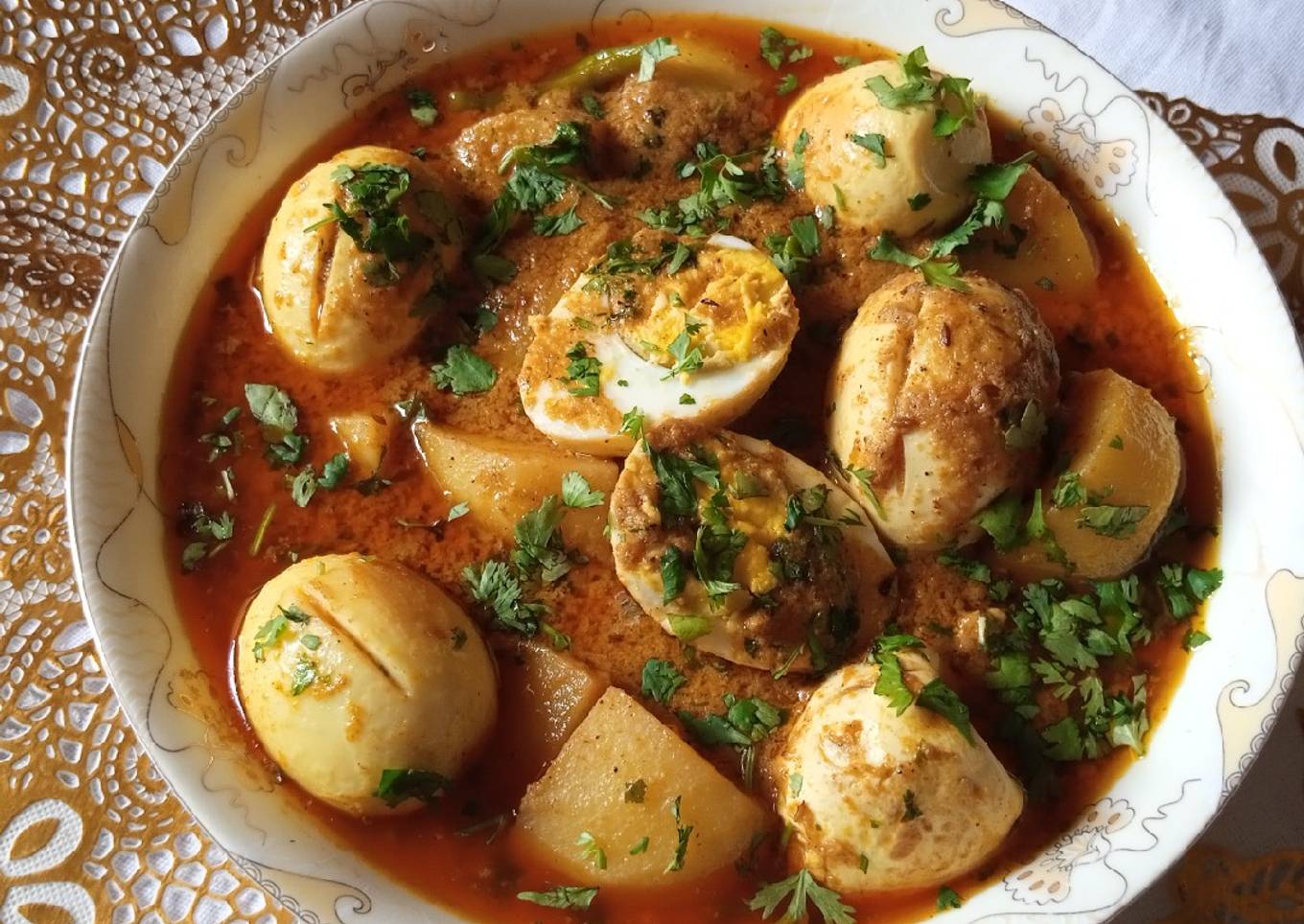 Anday Aloo ka Salan(Mother's Recipe)