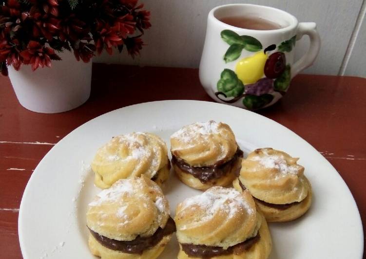 Kue Sus/Soes Vla Coklat Kopi