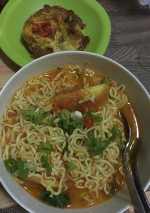 Foto resep Mie kuah pedas ala anak kost