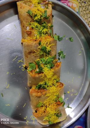 મગની દાળ માંથી બનાવેલા દાબેલી ચીલ્લા(mag dal dabeli chilla recipe in gujarati) રેસીપી મુખ્ય ફોટો