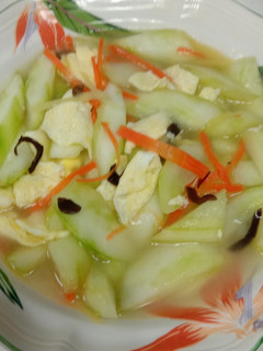 大黃瓜湯(氣瓜仔湯-蛋奶素版) 的食譜成品照片