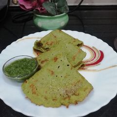 A picture of Spinach Moong Dal Chilla.