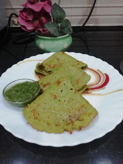 A picture of Spinach Moong Dal Chilla.