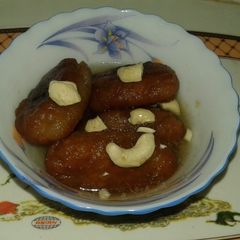 A picture of Wheat Flour dessert with Sugar Syrup.