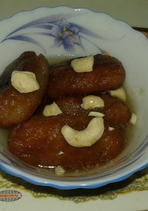 A picture of Wheat Flour dessert with Sugar Syrup.