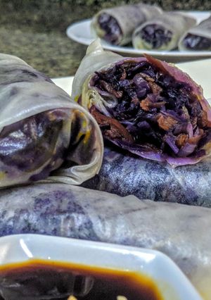 Una foto de LUMPIAS 🌯Moradas...!